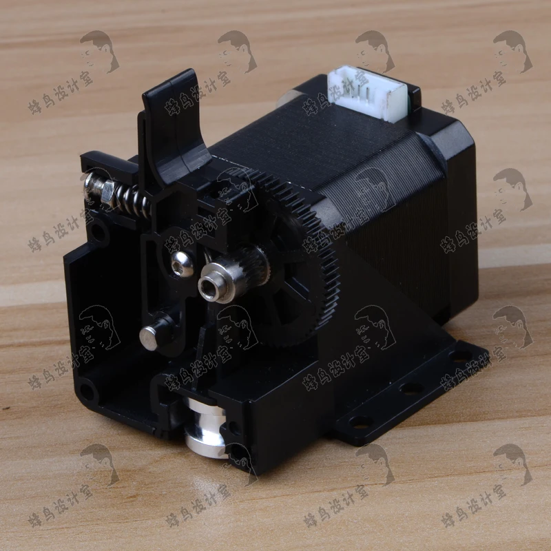 

Reprap 3D printer 1.75mm /3mm TITAN extruder for 3D printer reprap MK8 J-head bowden
