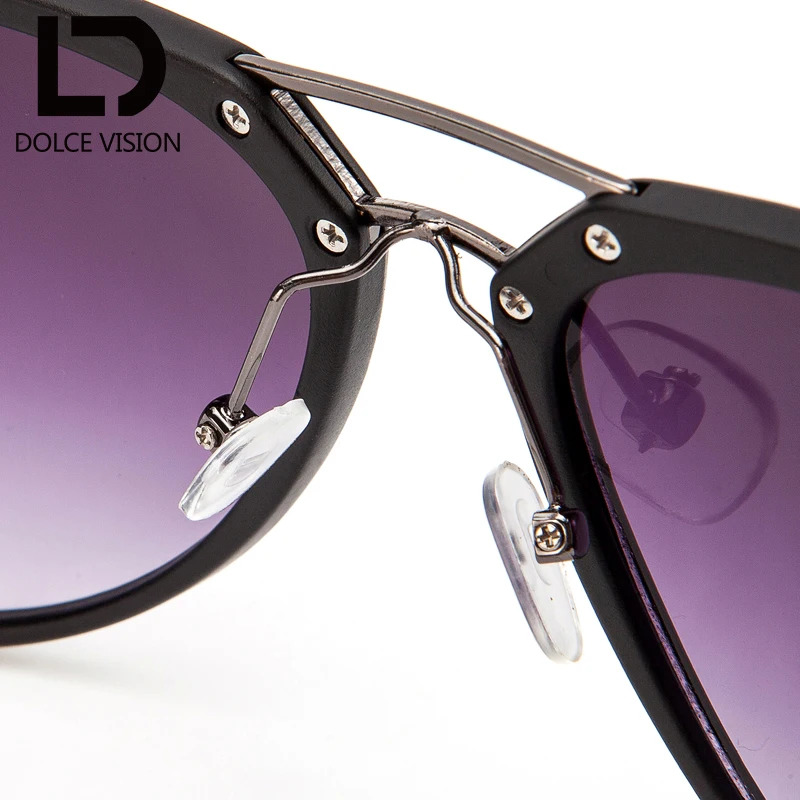 Мужские солнцезащитные очки в черной оправе с градиентными линзами классический