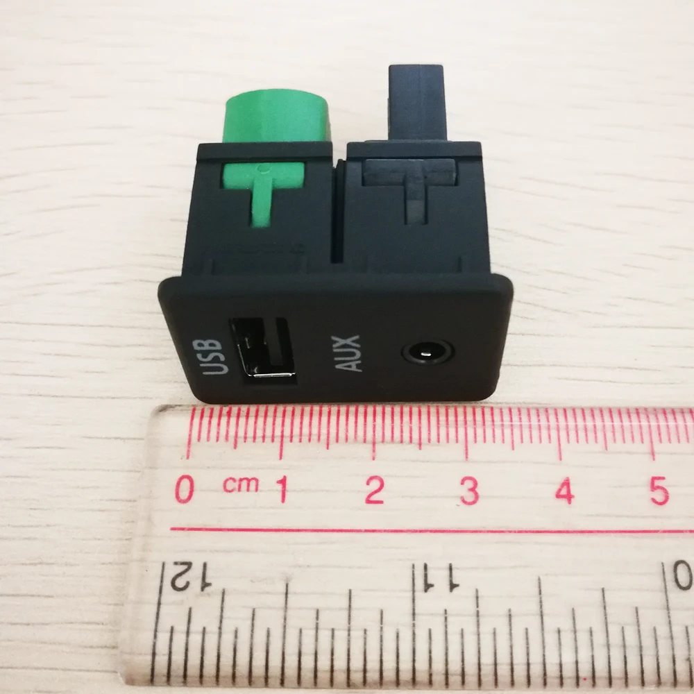 Аудиоадаптер с AUX USB переключателем Biurlink провод USB/AUX для BMW E60 E61 E63 E64 E66 E81 E82 E70