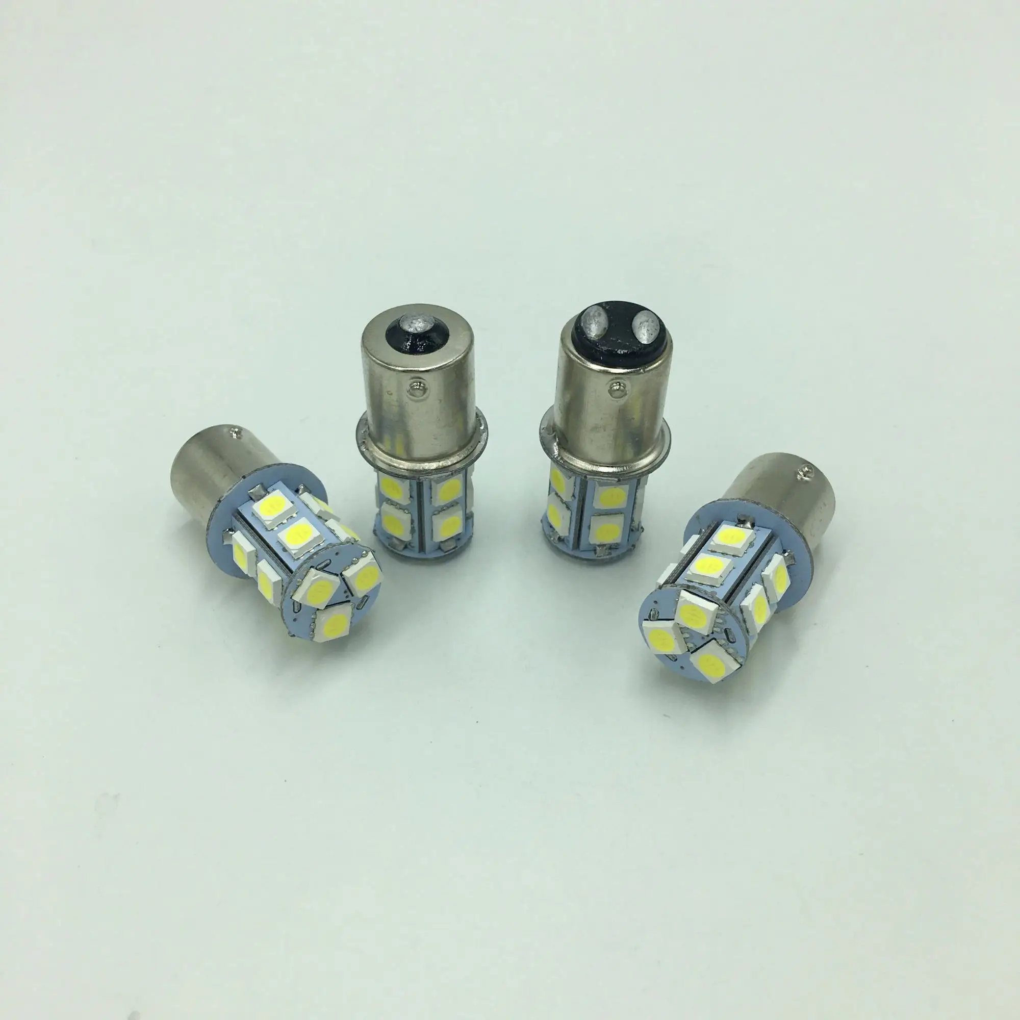 2шт 24В 1156 1157 13smd Белый Новый светодиодный фонарь для руля cob высокомощная