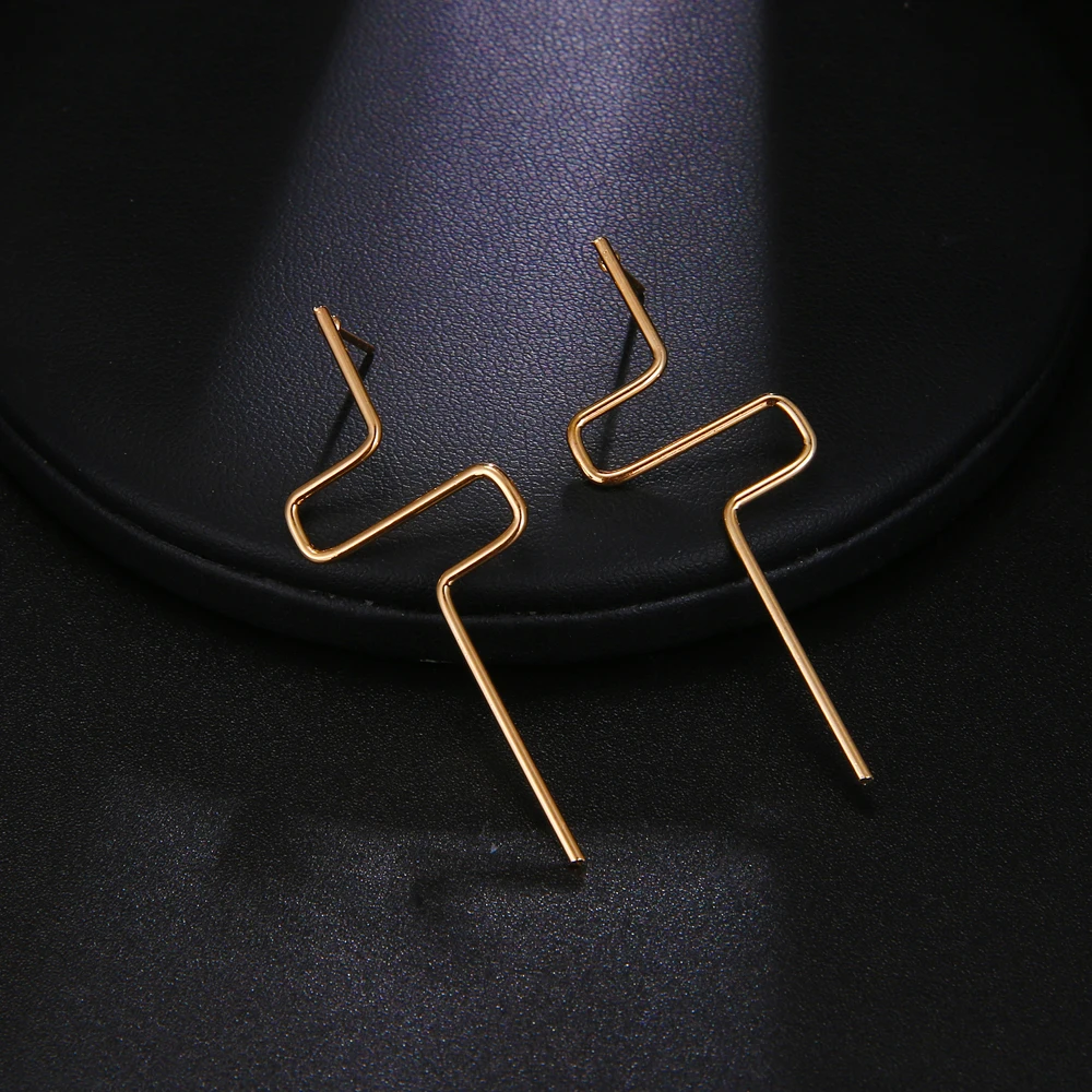 Европейские преувеличенные Асимметричные Нерегулярные Большие Спиральные