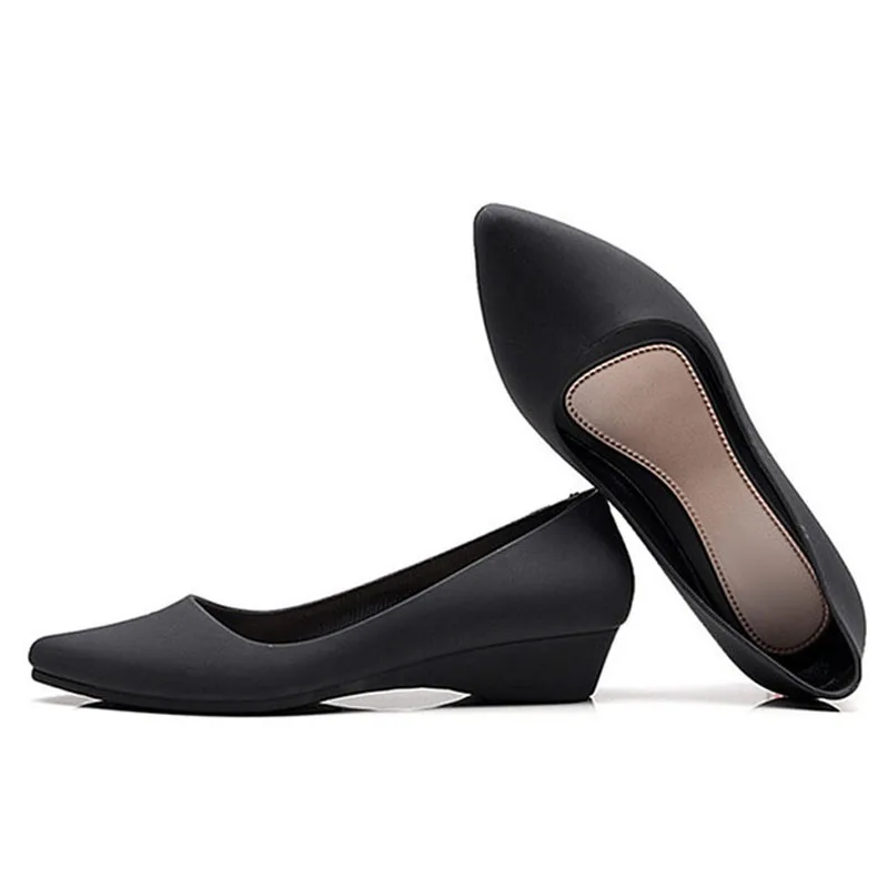 Туфли желе на танкетке женские без застежки заостренный носок пляжные туфли