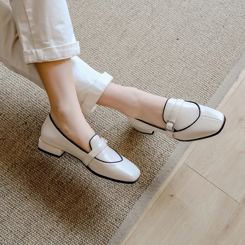 Новое поступление женская обувь из натуральной кожи на плоской подошве прошитая