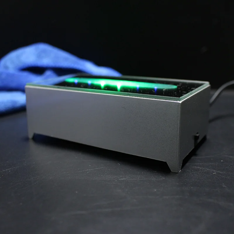 plus a LED base Удивительный 3D лазерный тигр животное хрустальный куб с светодиодный светильник база для детского домашнего украшения фигурки миниатюры - Цвет: plus a LED base