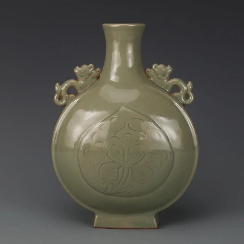 

Antique SongDynasty porcelain vase,Yue Kiln carved flat bottle,hand painted crafts,Decoration,collection&Adornment