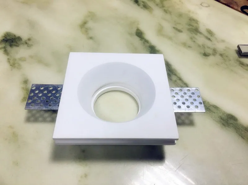 Gesso вниз свет с GU10 Светодиодная лампа штукатурка Обрезной светильник для
