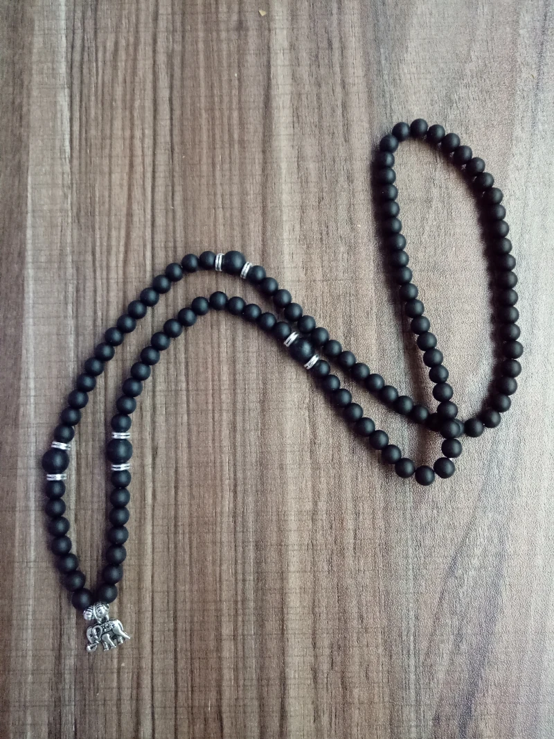 Матовый браслет из черного оникса 108 Mala Beads 4 кругов со слоном подвеска в виде
