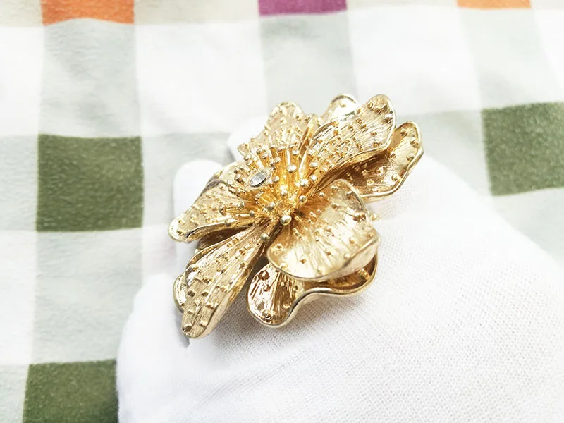 Винтажные большие эластичные кольца с большим цветком свободный размер фианитом