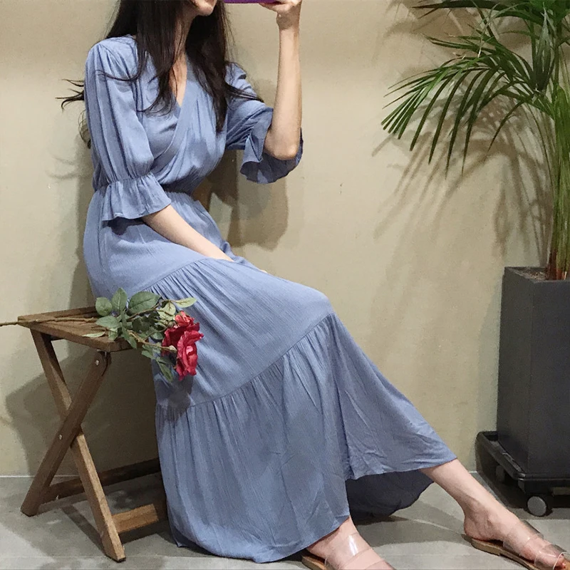 Женское элегантное винтажное платье приталенное ТРАПЕЦИЕВИДНОЕ нежное и мягкое