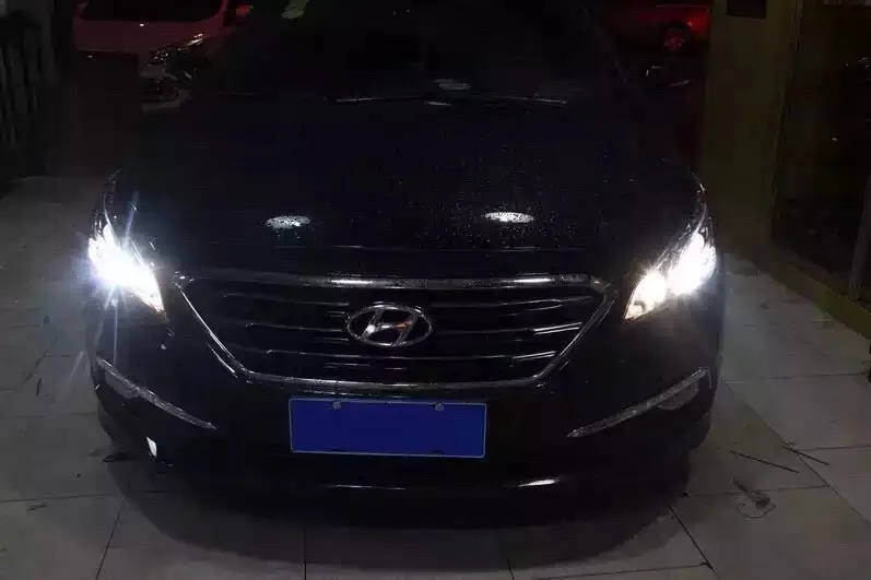 VLAND производитель автомобильных головных ламп для Sonata светодиодный головной светильник головной свет с H7 ксеноновая лампа и Дневной светильник