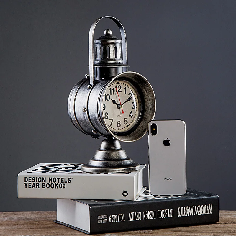 Американский творческий ретро прожектор в форме ручной работы настольные часы