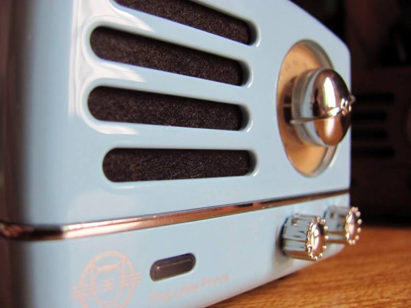 ICL Maoking Маленький принц OTR динамик FM радио Несс синий мини Bluetooth беспроводной музыкальный металлический плейер MW-2 подарок для девочки