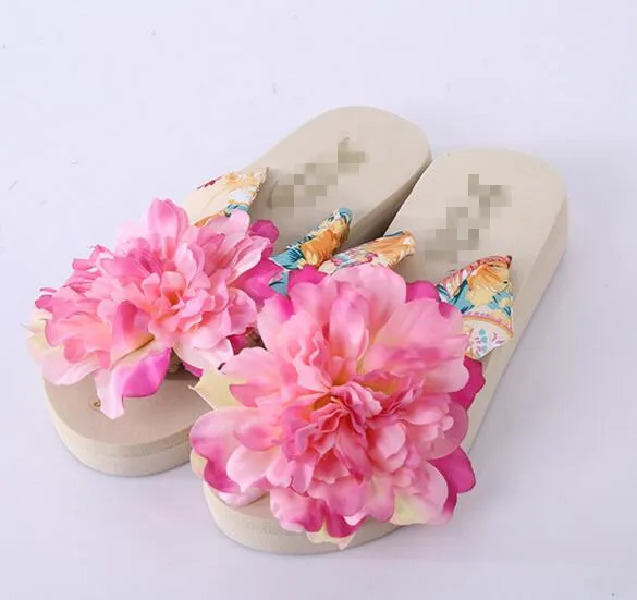 Новинка 2017 летние женские тапочки сандалии с цветами Нескользящие шлепанцы на