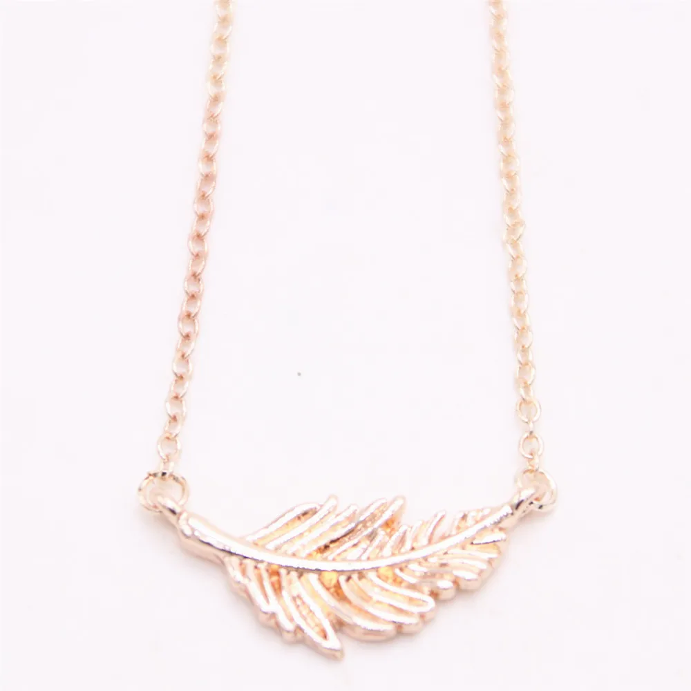 

Trendy Cute feather pendant necklace Single feather necklace for women