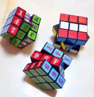Детские кубические игрушки детские развивающие интеллектуальные третьего
