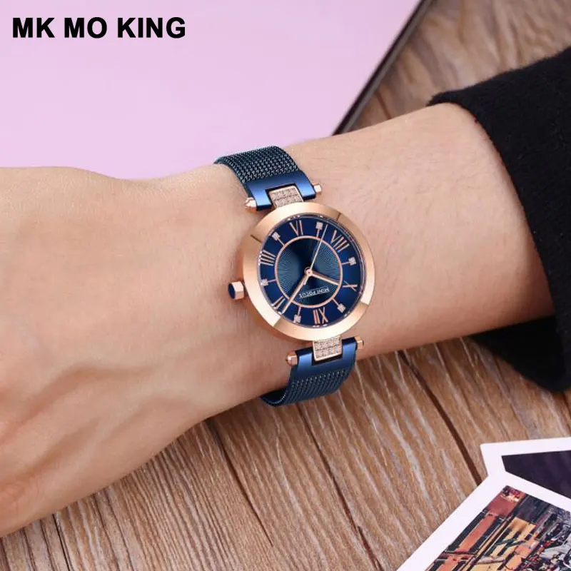 Брендовые ультра тонкие женские часы с бриллиантовым маленьким циферблатом 30 м