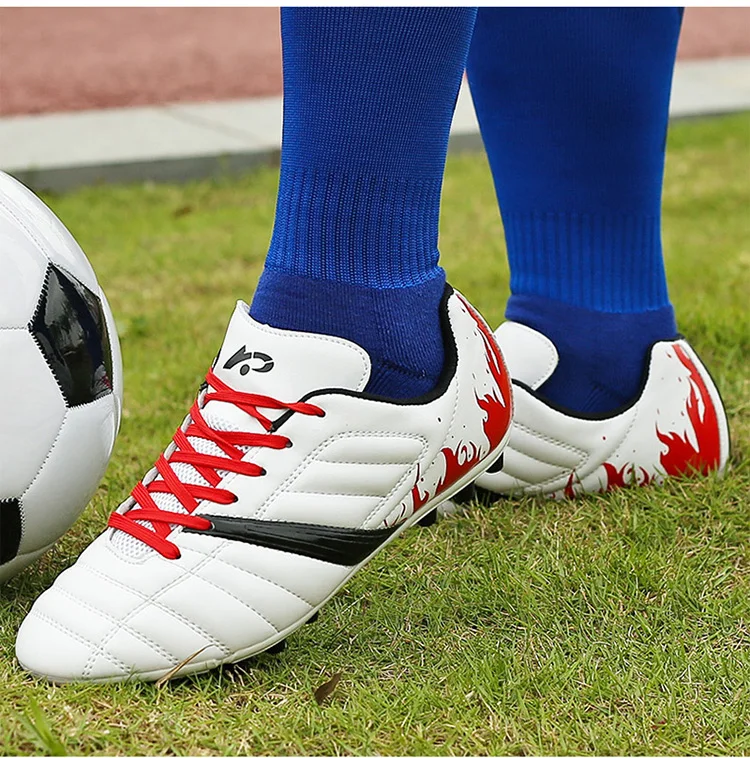 HYFMWZS, большие размеры 3,5-9, красные длинные шипы, Chuteira Futebol, супертонкие футбольные бутсы для мальчиков, мужские футбольные бутсы, Нескользящие футбольные бутсы