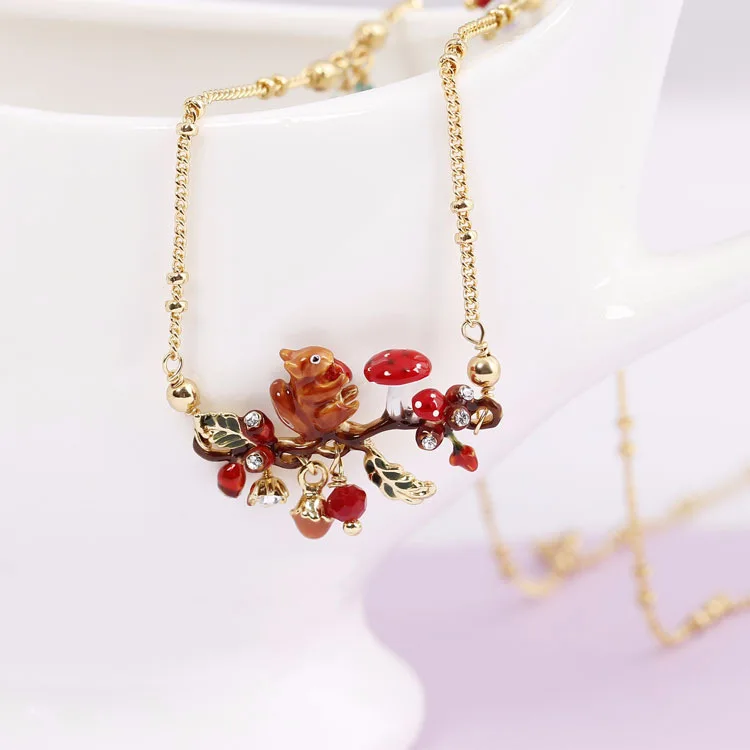 Lovely enamel glaze squirrel Red mushroom Pine nuts pendant necklace for women lady party jewelry choker necklaces | Украшения и