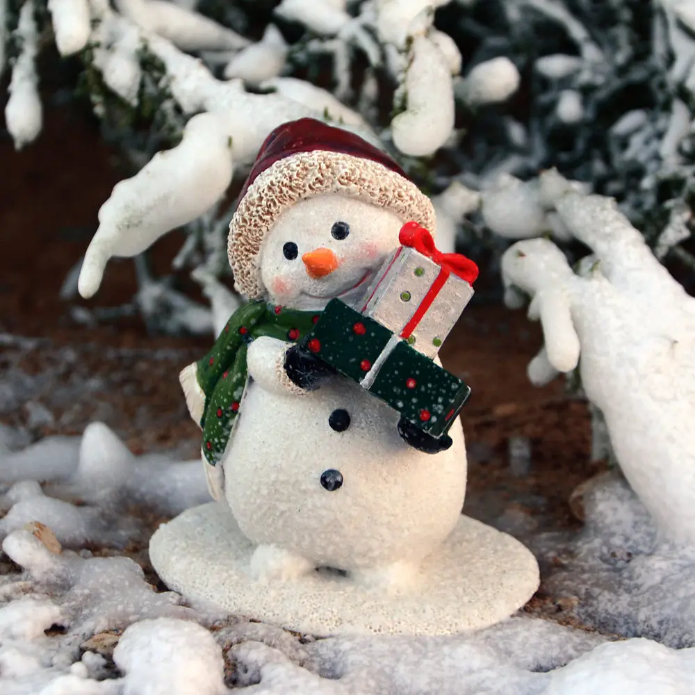 

Рождественское украшение в виде снеговика, статуэтка снеговика из смолы, Детский новогодний подарок, Рождественские куклы для помещений, новогодний декор, 2022