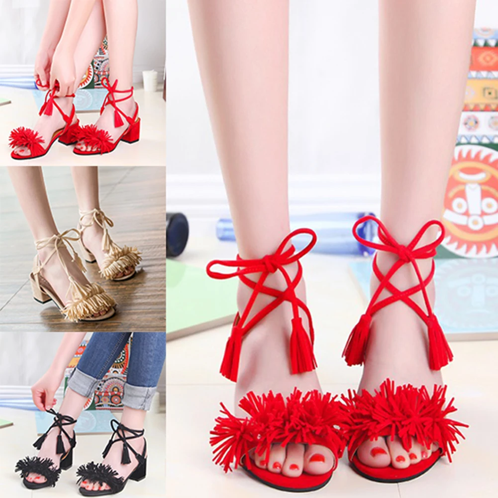 Однотонные туфли на толстом каблуке с открытым носком со шнуровкой бахромой