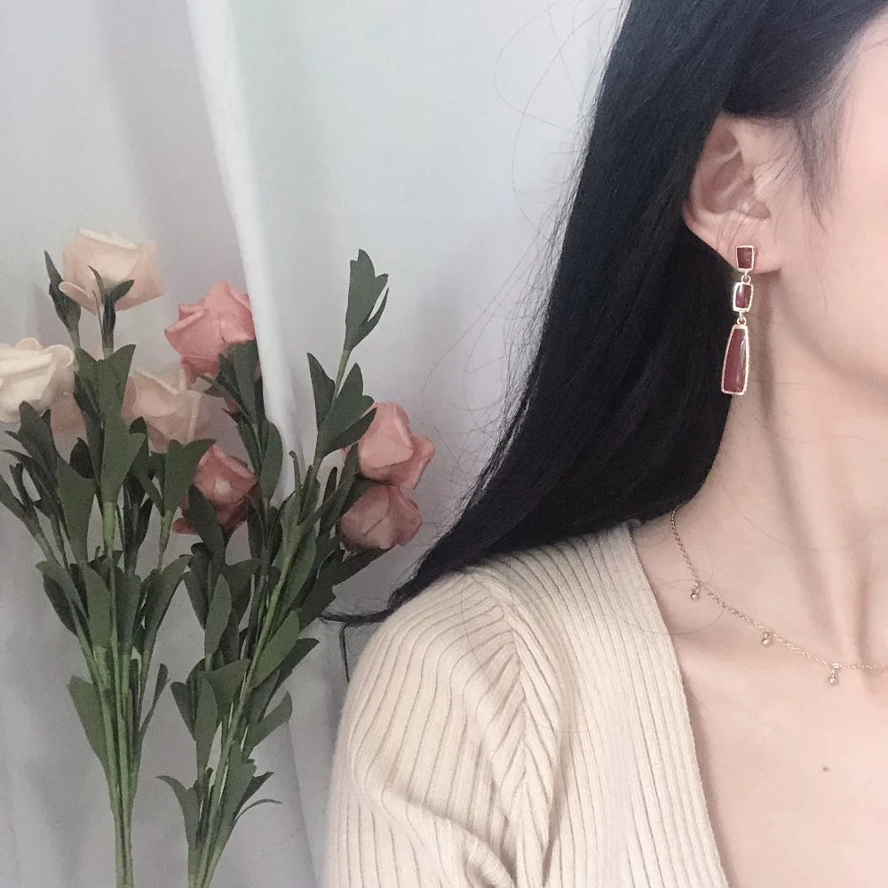 HUANZHI винтажные матовые металлические золотые геометрические круглые винно-красные квадратные овальные бусины длинные висячие серьги для женщин и девушек