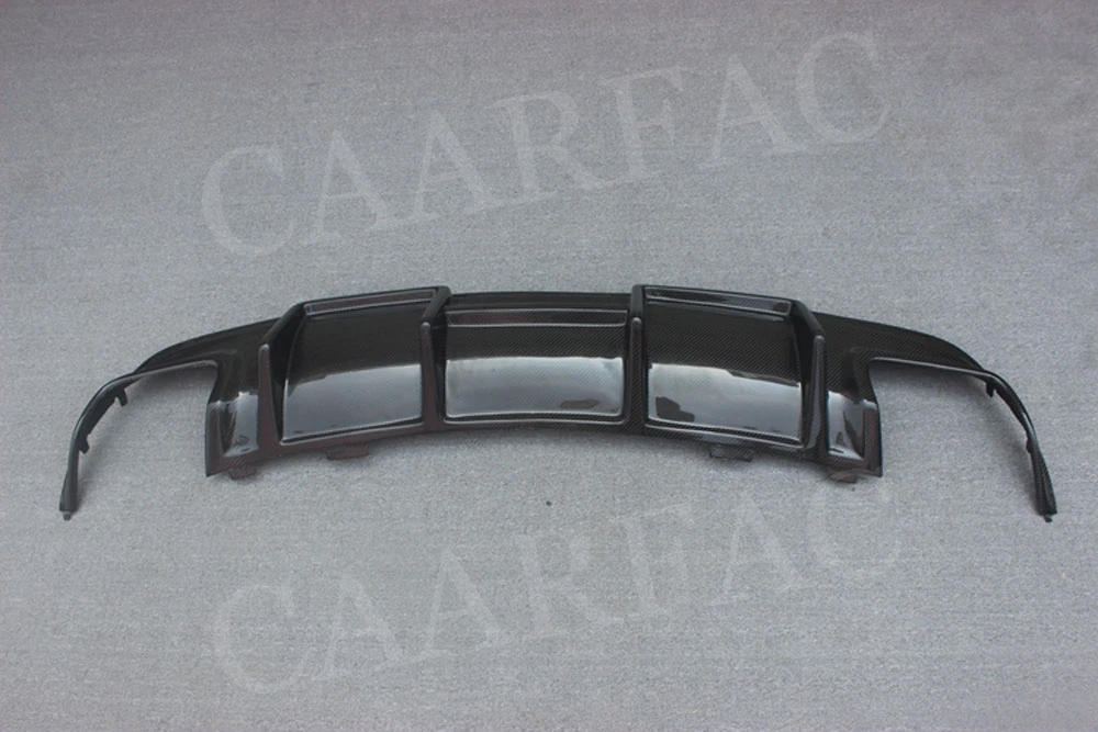 Углеродного волокна заднего бампера для Mercedes Benz CLA класс W117 CLA200 CLA250 CLA260 CLA45 2013- FRP с 4 Выход выхлопных газов
