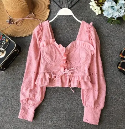 Женская облегающая блузка SS2019 белая в винтажном стиле на шнуровке с u-образным