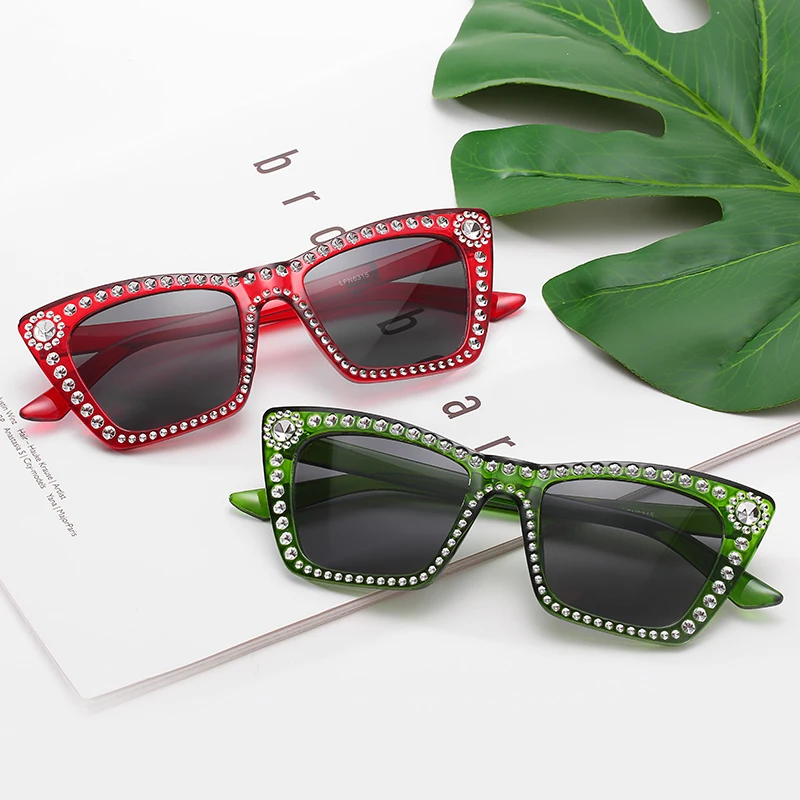 Модные солнцезащитные очки большого размера с бриллиантами женские квадратной