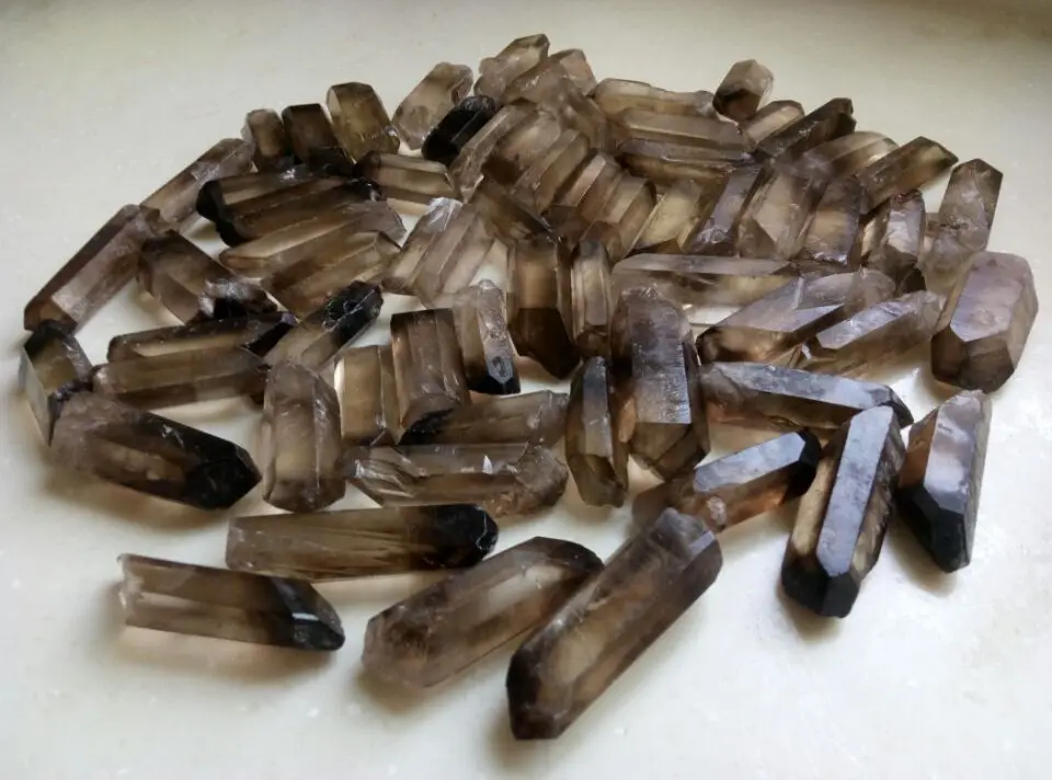 Натуральный дымчатый Lemurian Seed Quartz точечный образец 1/4 фунта|Камни| |