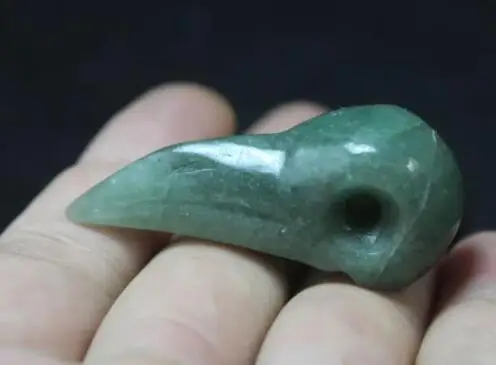 

beautiful small pcs 100% natural green aventurine crystal bird skull