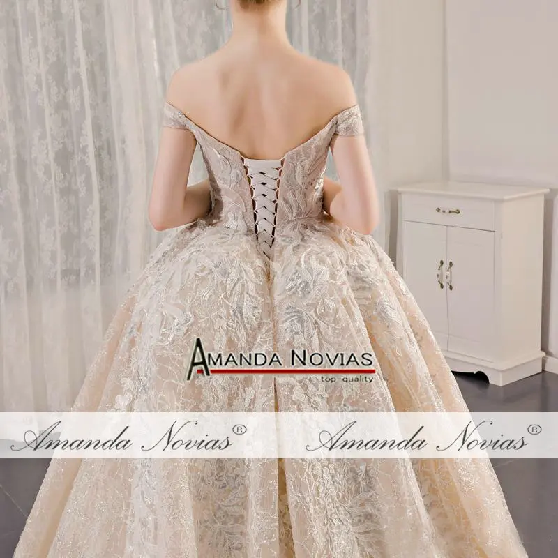 Off Shoulder Full Shinning Ball Gown Luxury Wedding Dress New