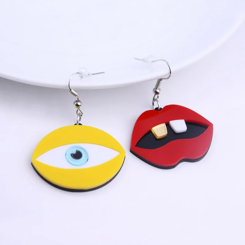 Женские акриловые серьги-гвоздики асимметричные серьги в форме губ ювелирные