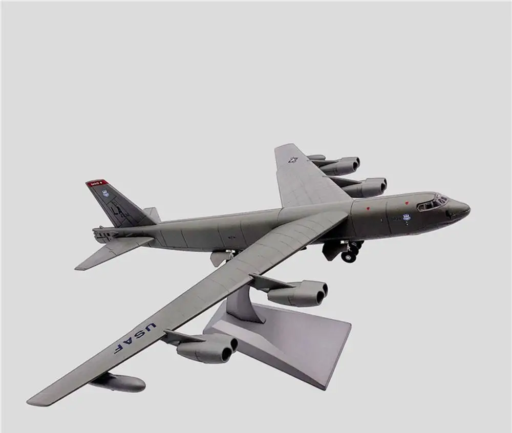 Boeing B-52 Stratofortress 1/200 литья под давлением самолета Модель Амер |