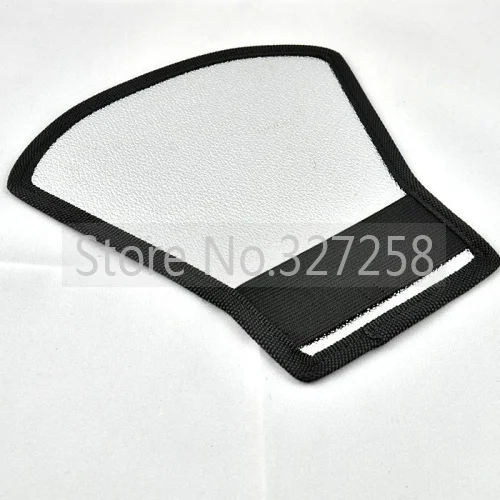 Рассеиватель для вспышки камеры 2 в 1 серебристого/белого цвета софтбокс