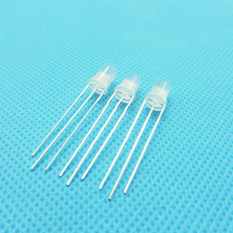 Светодиодный двухцветный диод 5 мм диффузор общего анода Круглый