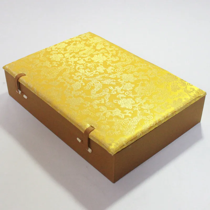 Деревянная коробка для часов с 8 ячейками и хлопковым наполнителем большая