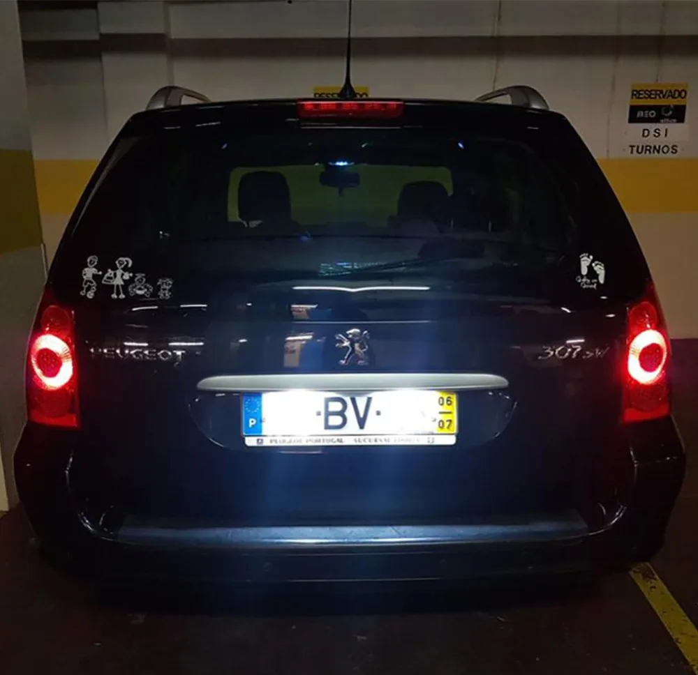 2 шт. ошибок светодиодный номерной знак света для peugeot 206/207/306/307/308/406/407/5008/партнер Citroen C3 C4 C5 Пикассо