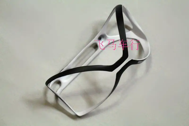 Дорожный велосипед UD углеродного волокна бутылку клетке клетки бутылки углерода