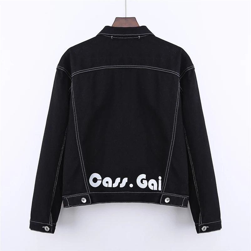 Новое поступление 2017 года Осенняя женская джинсовая куртка карманы украшения