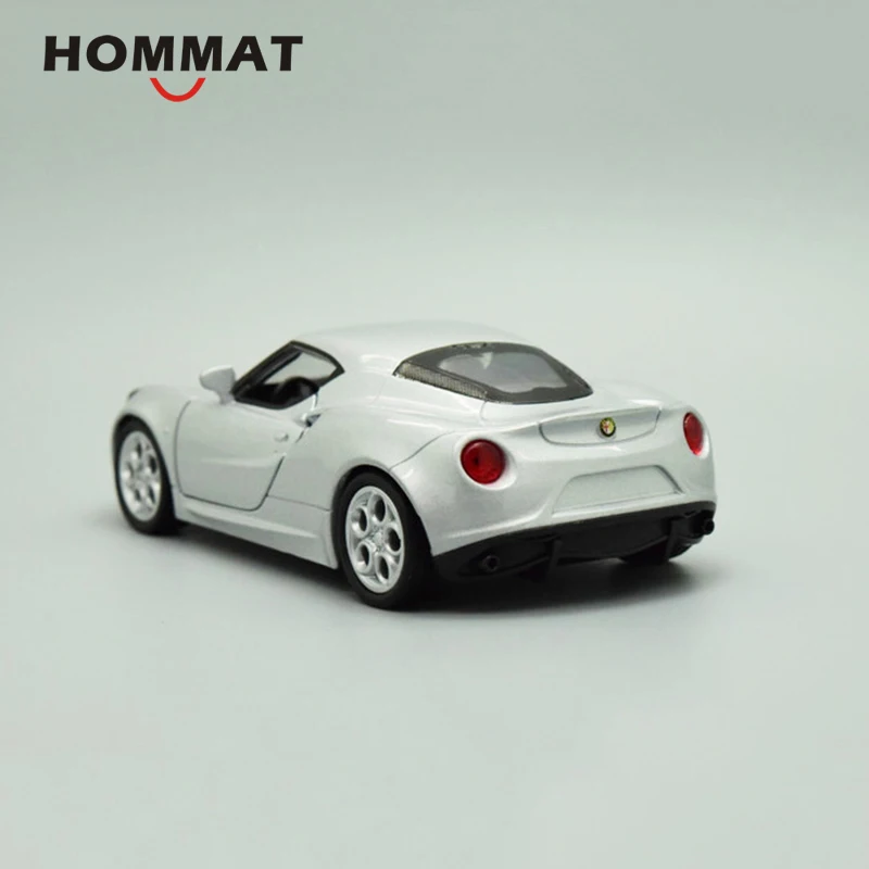 HOMMAT имитация 1:36 Alfa Romeo 4C спортивный автомобиль литая модель игрушечного