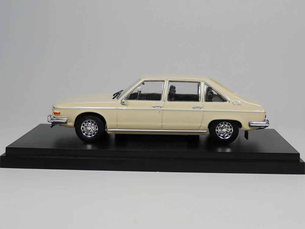 Ixo 1:43 TATRA 613 литая под давлением модель автомобиля| |