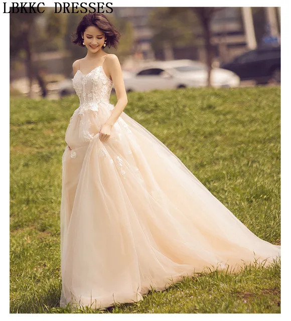 

Spaghetti Strap Lace Wedding Dress A Line Floor Length Robe De Mariee Tulle Appliques Abiti Da Sposa Vestidos De Novia 2018