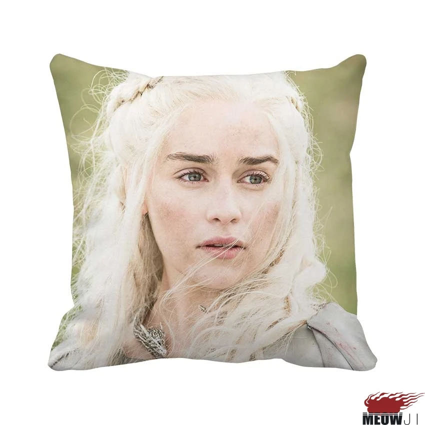 Daenerys Targaryen Stormborn Игра престолов несгоревшая мать драконов разного размера
