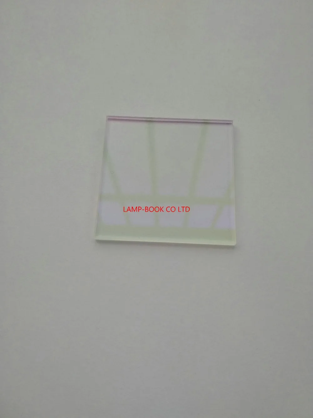 Бывшая в употреблении DLP Лампа для проектора стекло УФ/ИК объектив 35x35x2 мм VIVITEK H1186