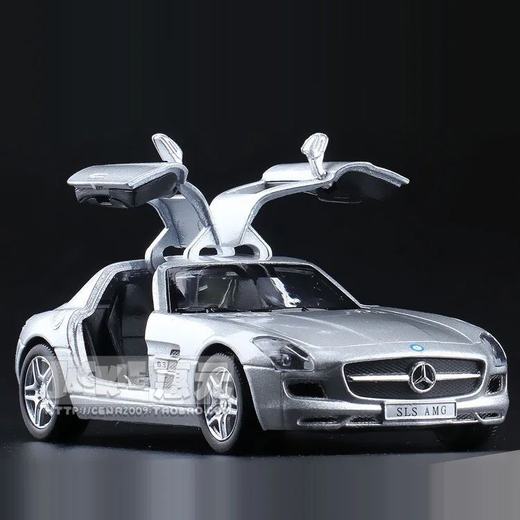 Высокая имитация изысканной коллекции игрушек: KiNSMART Стайлинг автомобиля SLS AMG