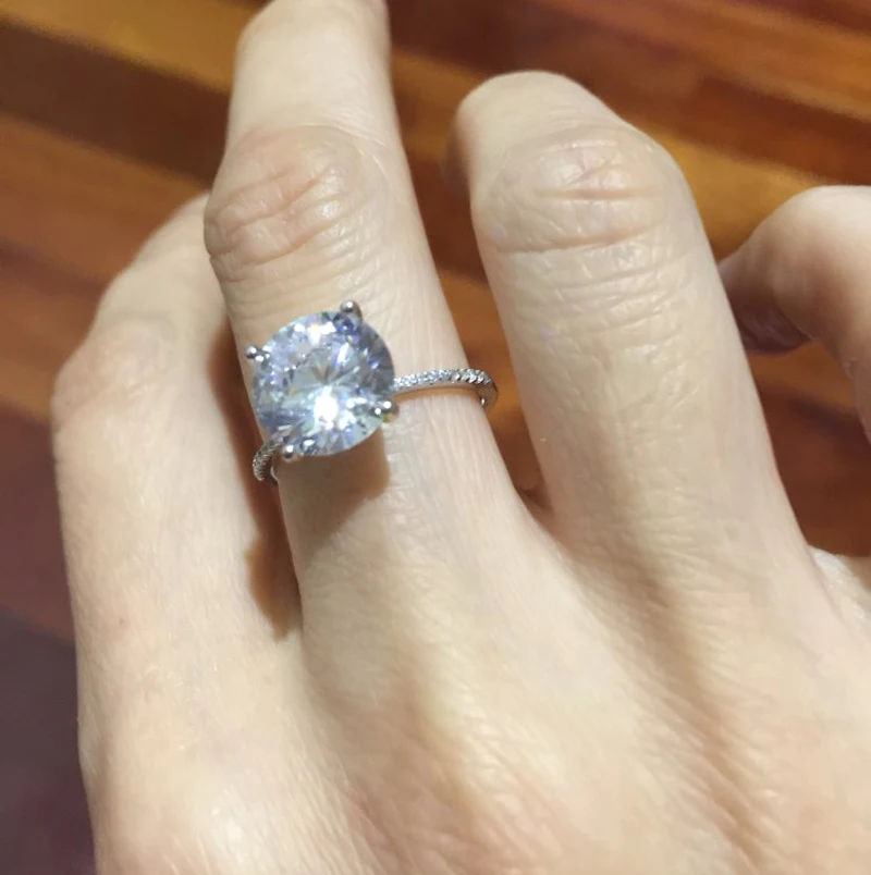 Кольцо женское из серебра 925 пробы с фианитом 2 карата|Кольца| |