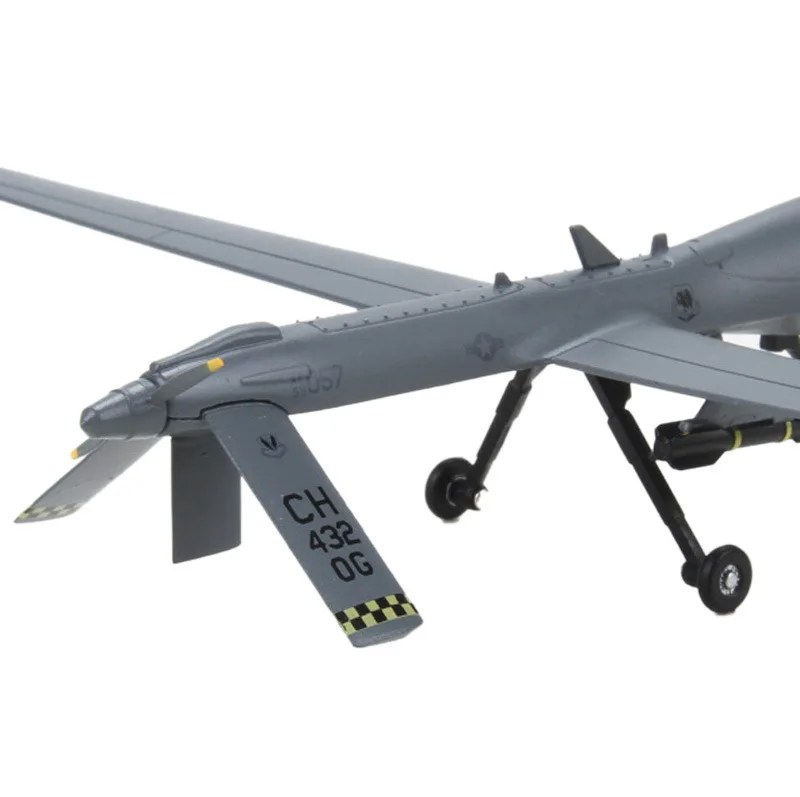 На высоком каблуке 12 см из алюминиевого сплава 1:72 Хищник Бла (беспилотный