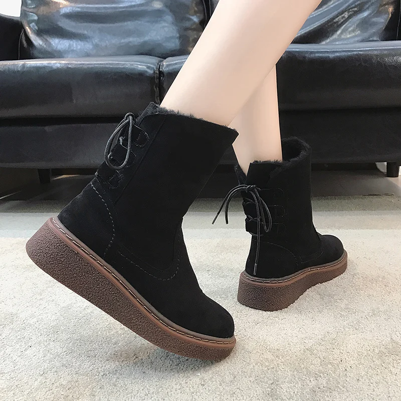Женские зимние ботинки на рифленой подошве женские замшевые в стиле милитари botas