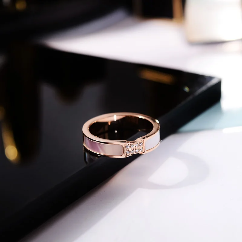 rose gold YUN RUO Новое поступление натуральный розовый корпус циркониевое кольцо Роза подарок на день рождения Женская мода титановая сталь ювелирные изделия никогда не выцветает - Цвет основного камня: rose gold