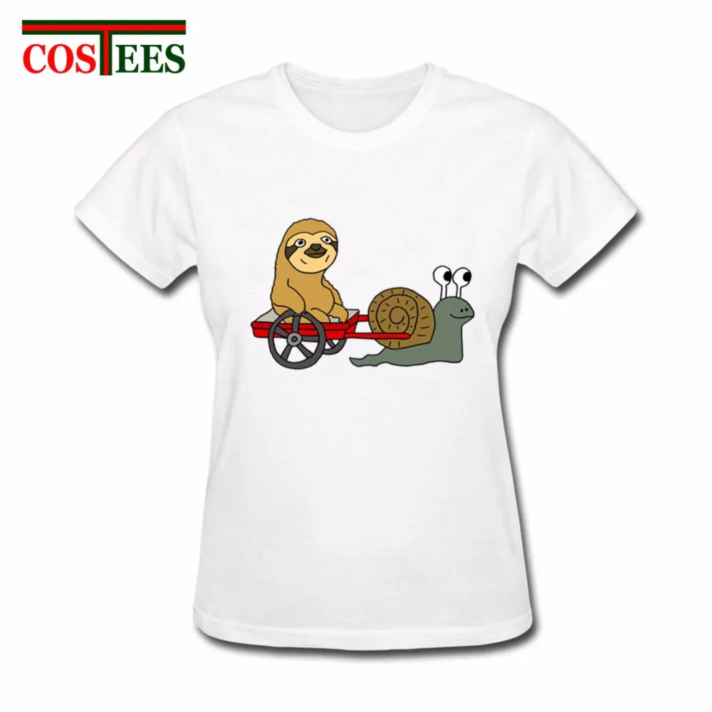 Funky забавные Ленивец в красном вагоне потяните от улитки футболки женщин комикс